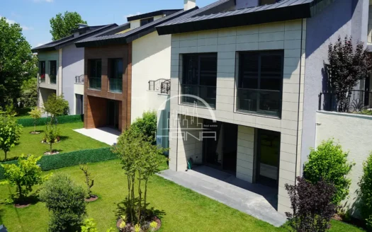 Luxury villas in Beylikduzu area