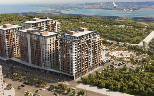 شقق في مجمع سكني بمنطقة بيوك تشكمجة